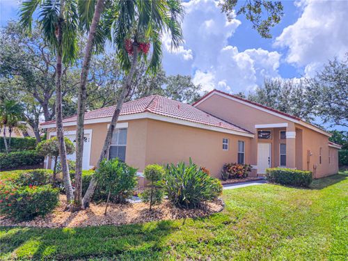 720-720 Stanton Dr, Weston, FL, 33326-3593 | Card Image