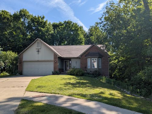 619 Hill Crest Ct, Milford, MI, 48381-1582 | Card Image