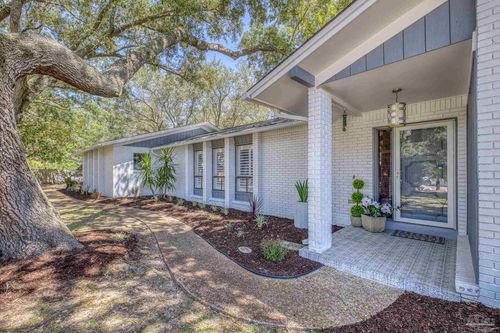 3 Bowstring Cir, Pensacola, FL, 32507-8729 | Card Image