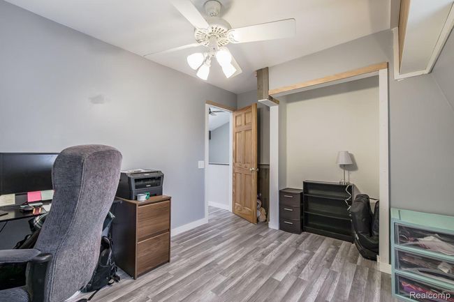 Currently used as an office | Image 33