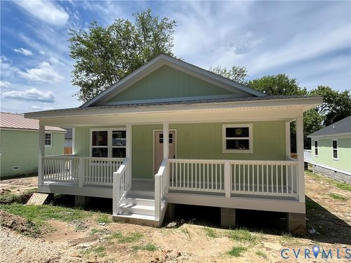 613 Cameron St, Petersburg, VA, 23803-3579 | Card Image