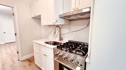 6-3025-35 John F Kennedy Blvd, Jersey City, NJ, 07306-3605 | Card Image