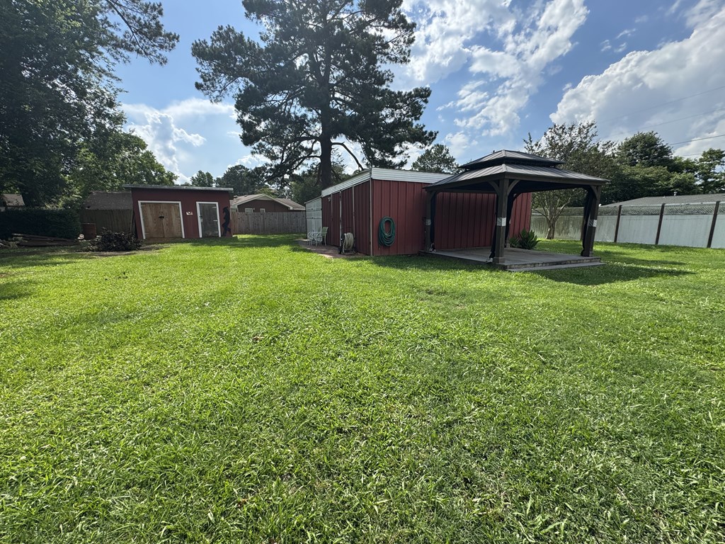 Residential in Montgomery 3