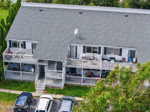 202-105 View Ct, Mount Pocono, PA, 18344-1171 | Card Image