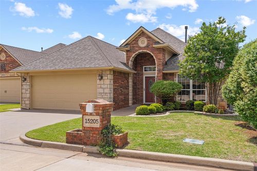 15205 Rocky Mountain Dr, Edmond, OK, 73013-8886 | Card Image