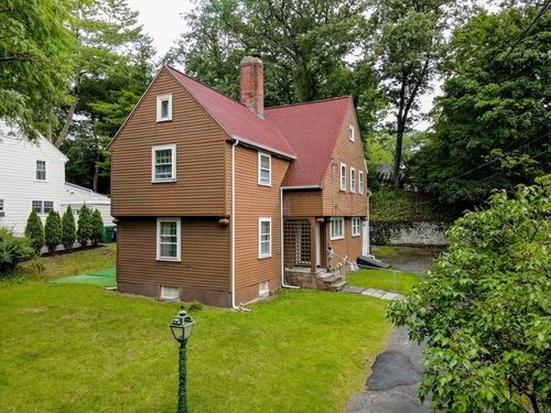 39 Holman Rd, Newton, MA, 02466 | Card Image