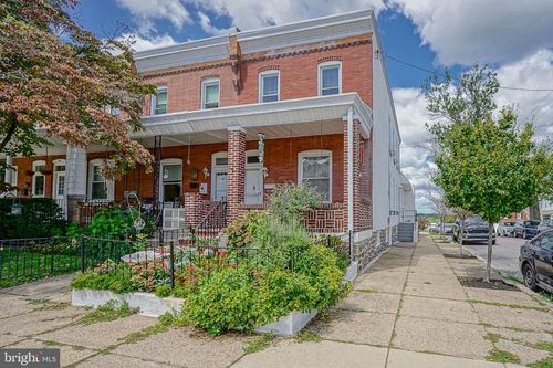 576 Hermitage St, PHILADELPHIA, PA, 19128-2602 | Card Image