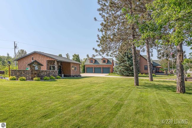 6890 Jessie Dr, House other with 4 bedrooms, 2 bathrooms and null parking in Saint Helen MI | Image 10