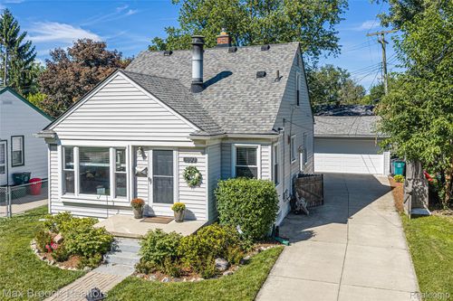 1850 Columbia Rd, Berkley, MI, 48072-1711 | Card Image