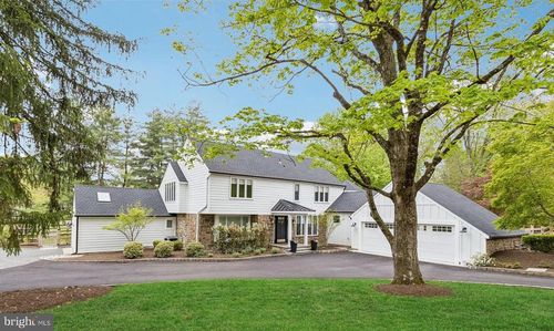 2 Queens Ln, Pennington, NJ, 08534-2910 | Card Image
