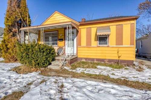 621 E Meyers Ave, Hazel Park, MI, 48030-3509 | Card Image