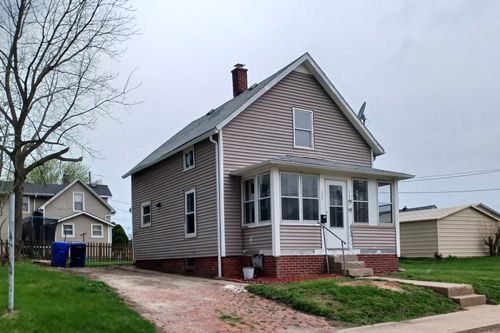 205 Ross St, Kewanee, IL, 61443-1952 | Card Image