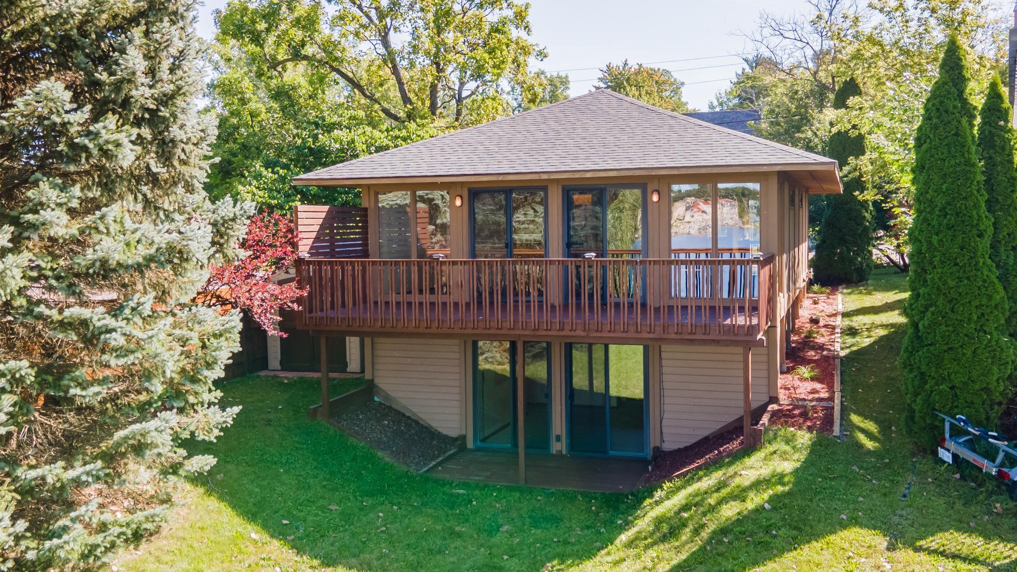 Park Lake Rd, East Lansing, MI 48823