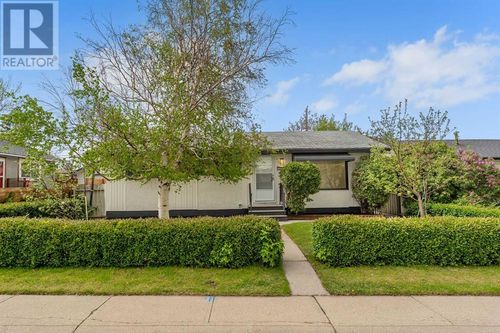 1512 Robson Cres Se, Calgary, AB, T2A1Y7 | Card Image
