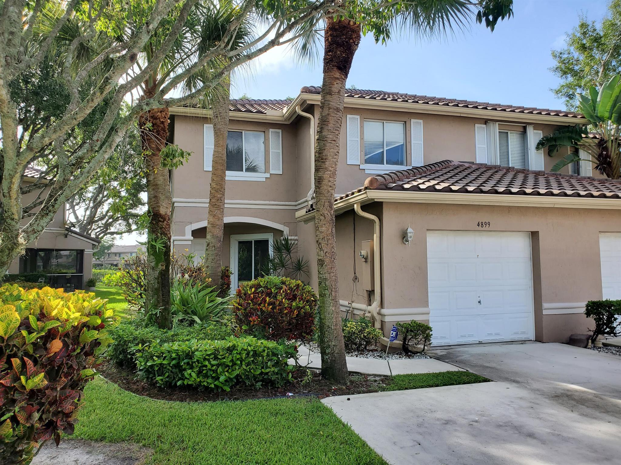 Pinemore Ln, Lake Worth, FL 33463