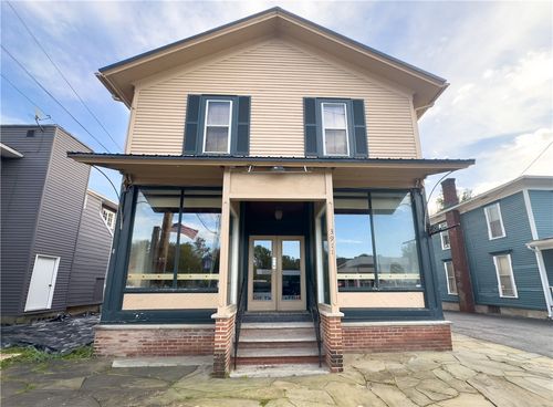 3911 Rush Mendon Rd, Mendon, NY, 14506-9729 | Card Image