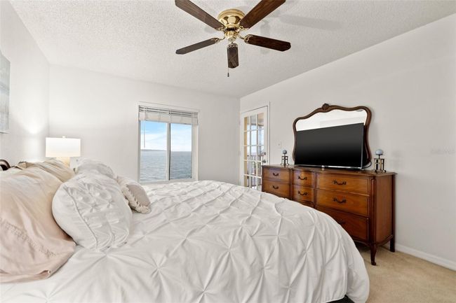 Room with a view | Image 18