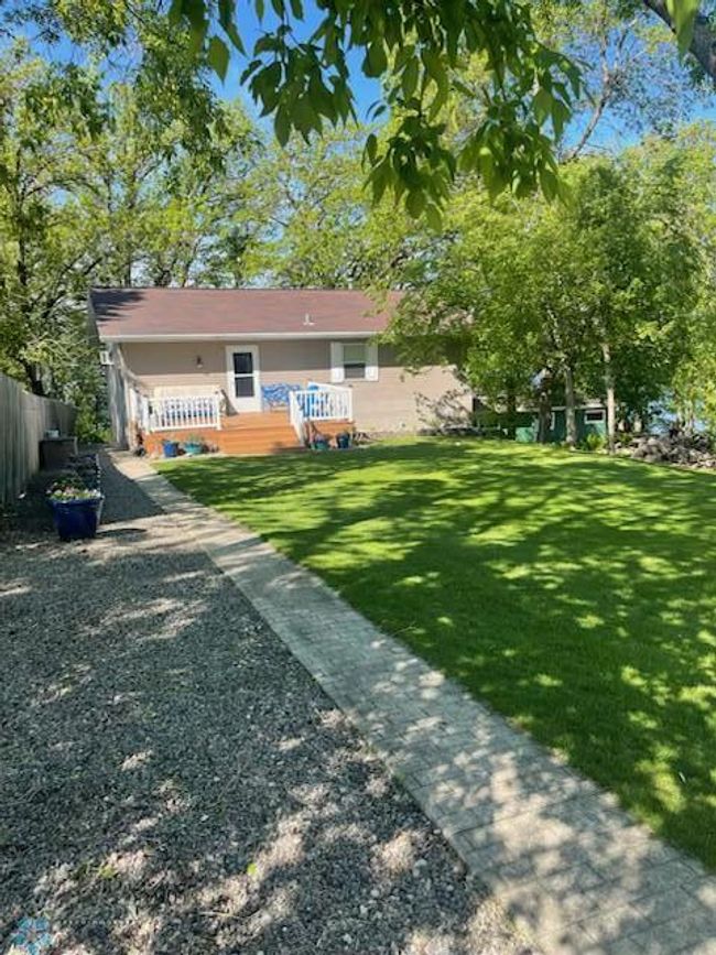 Summer Exterior | Image 42