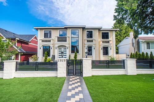 4949 Fulwell St, Burnaby, BC, V5G1P1 | Card Image