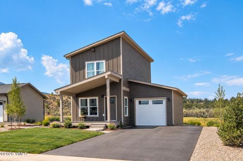605 Blackhawk Rd, Gypsum, CO, 81637 | Card Image