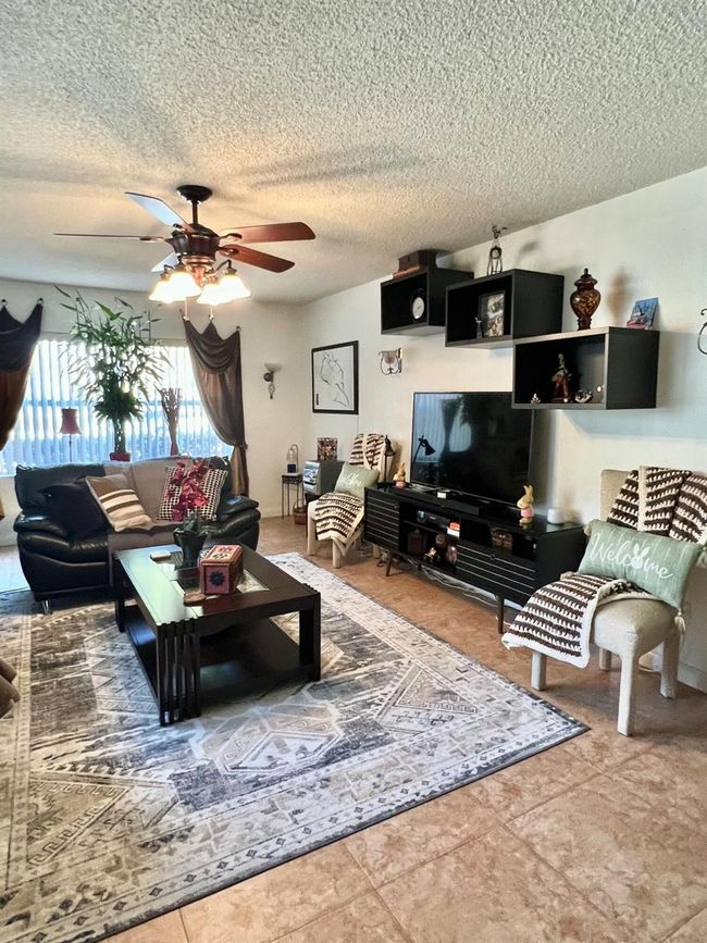 3802 Medford Ct, Townhouse with 2 bedrooms, 3 bathrooms and null parking in Boynton Beach FL | Image 17