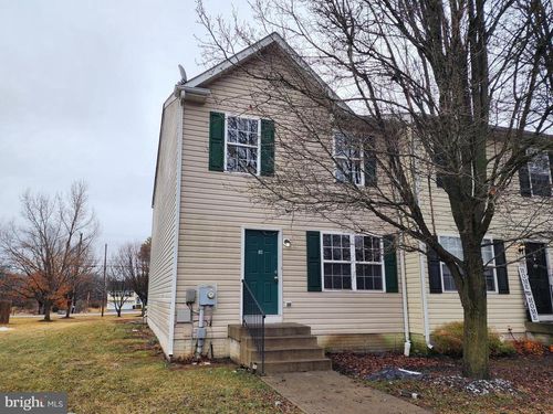 50 Currituck Ct, BUNKER HILL, WV, 25413-4333 | Card Image