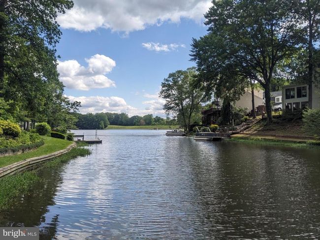 4499 Larchmont Ct, House other with 4 bedrooms, 3 bathrooms and null parking in DUMFRIES VA | Image 4