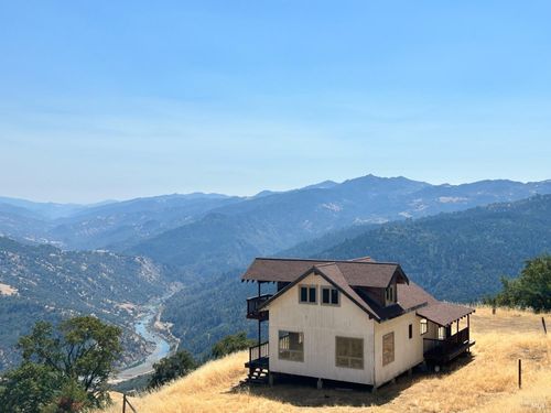 74250 Island Mountain Rd, Piercy, CA, 95587 | Card Image