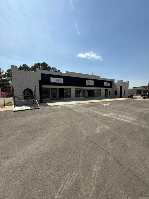 2217-2213-2217 E Race Ave, Searcy, AR, 72143-4727 | Card Image