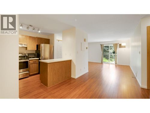 208d-735 Cook Road, Kelowna, BC, V1W9G6 | Card Image