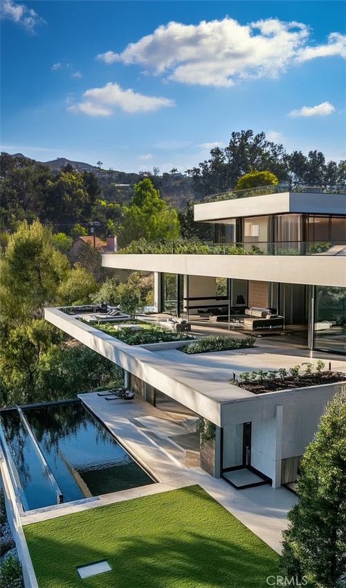 16531 Las Casas Pl, Pacific Palisades, CA, 90272-2343 | Card Image