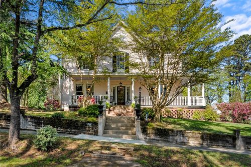 208 S Tugaloo St, Walhalla, SC, 29691-2232 | Card Image
