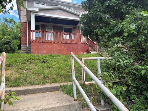 2319 Dartmore St, Pittsburgh, PA, 15210-4039 | Card Image