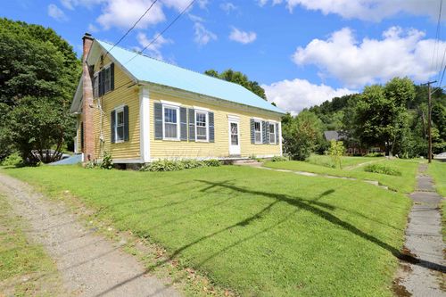 128 Main St, Coventry, VT, 05825-7624 | Card Image