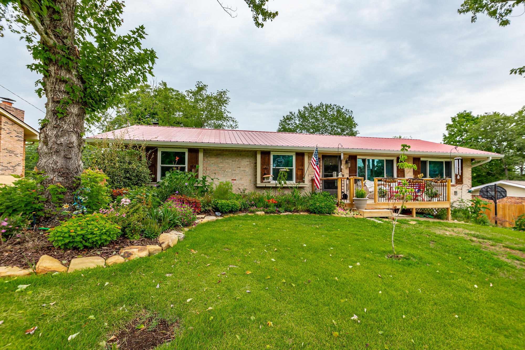 Clearpoint Dr, Hixson, TN 37343