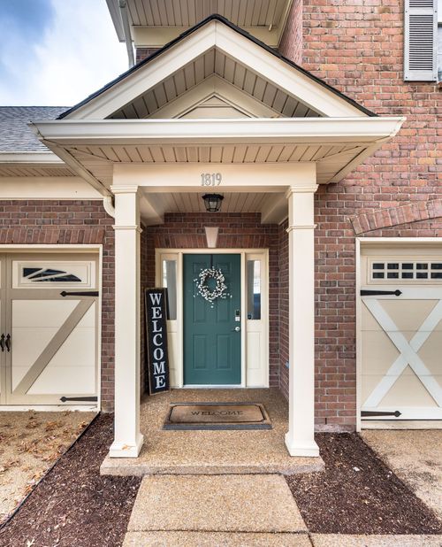 1819 Brentwood Pointe, Franklin, TN, 37067-6419 | Card Image