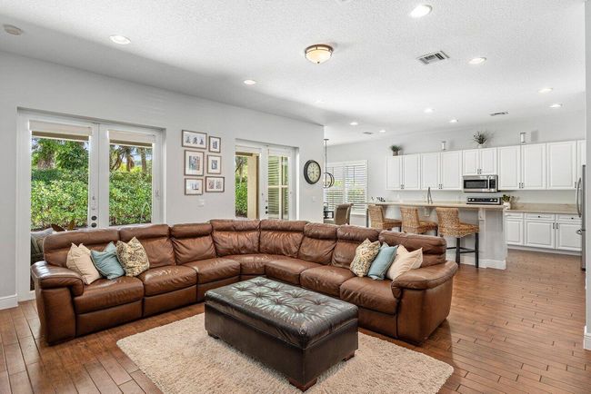 8940 New Hope Ct, House other with 5 bedrooms, 3 bathrooms and null parking in Royal Palm Beach FL | Image 9