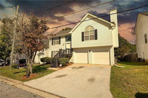 854 Asbury Trl, Lithonia, GA, 30058-2913 | Card Image