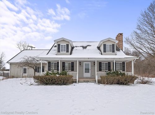 3735 Stanley Rd, Lapeer, MI, 48446-9043 | Card Image