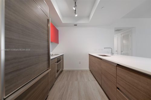 apt-3207-1100 S Miami Ave, Miami, FL, 33130-4175 | Card Image