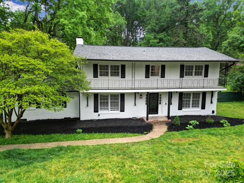 7531 Linda Lake Dr, Charlotte, NC, 28215-2823 | Card Image