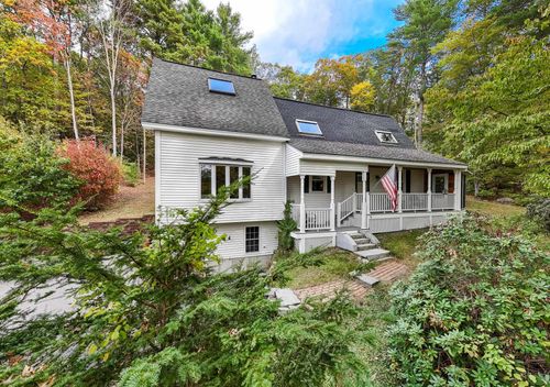 18 Adams St, Milford, NH, 03055-4000 | Card Image