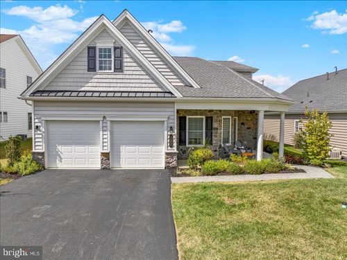 122 American Way, DOWNINGTOWN, PA, 19335-1626 | Card Image