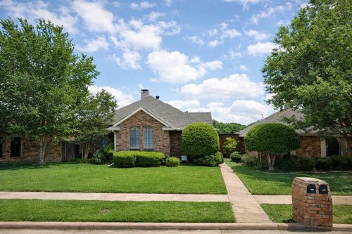 2805 Big Oaks Drive, Garland, TX, 75044 | Card Image