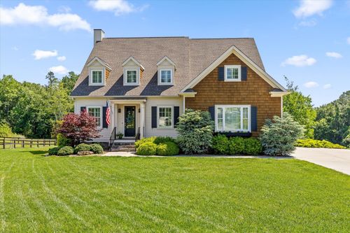 1908 Wagon Ln, Signal Mountain, TN, 37377-2965 | Card Image