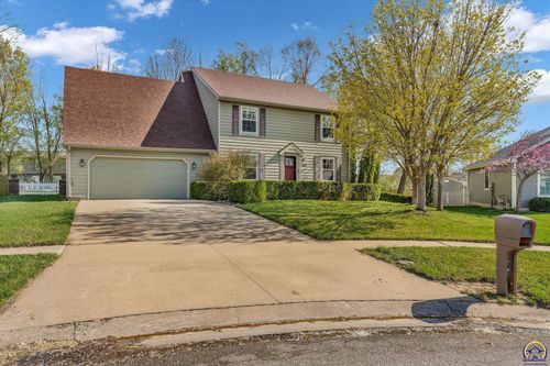 3609 Nicholas Ct, Topeka, KS, 66610-1188 | Card Image