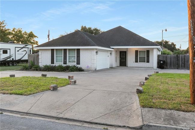 302 W Sugarcane Dr, House other with 3 bedrooms, 3 bathrooms and 2 parking in Weslaco TX | Image 16