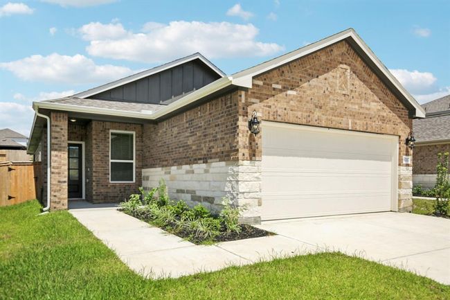 6717 Chinapkin Oak Ln, House other with 3 bedrooms, 2 bathrooms and 2 parking in Conroe TX | Image 32