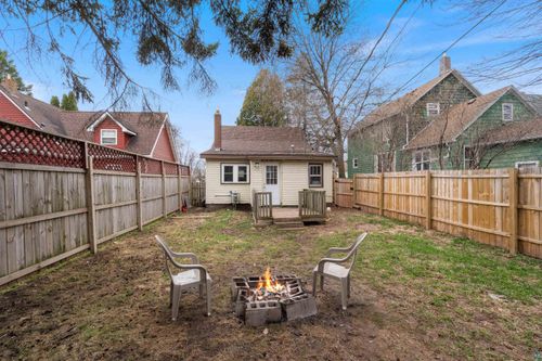 2436 Oakes Ave, Superior, WI, 54880-4816 | Card Image