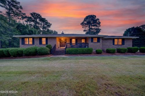 765 Central Rd, Thomson, GA, 30824-3103 | Card Image